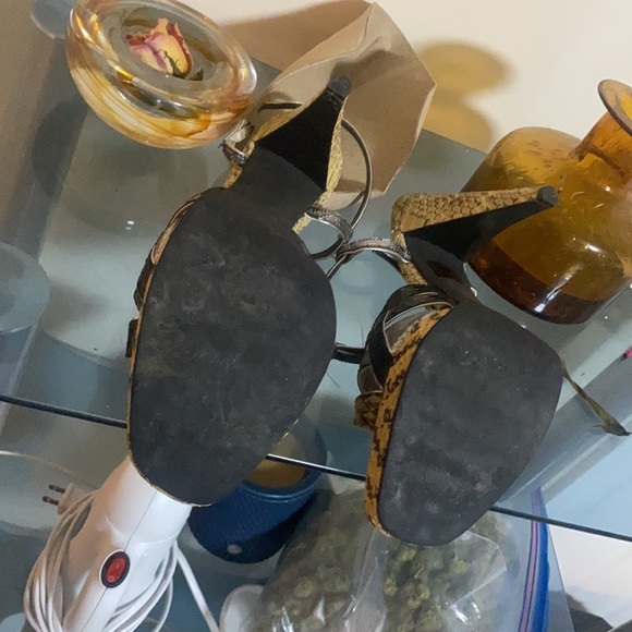 Miu Miu snakeskin heels - Picture 3 of 7